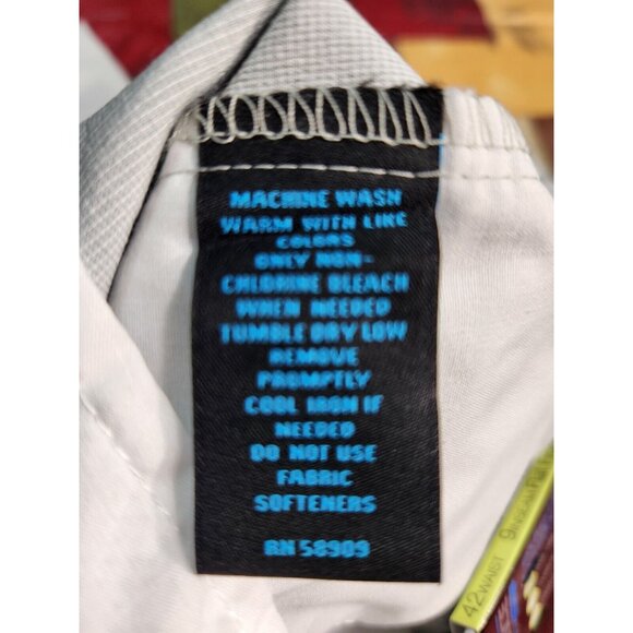 Roundtree & Yorke Performance Mens Shorts size 42 Light Gray Classic Fit - Picture 5 of 8